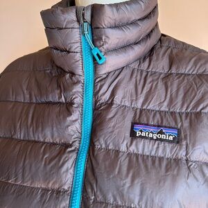 Ultra lite Patagonia goose down women’s small puff jacket